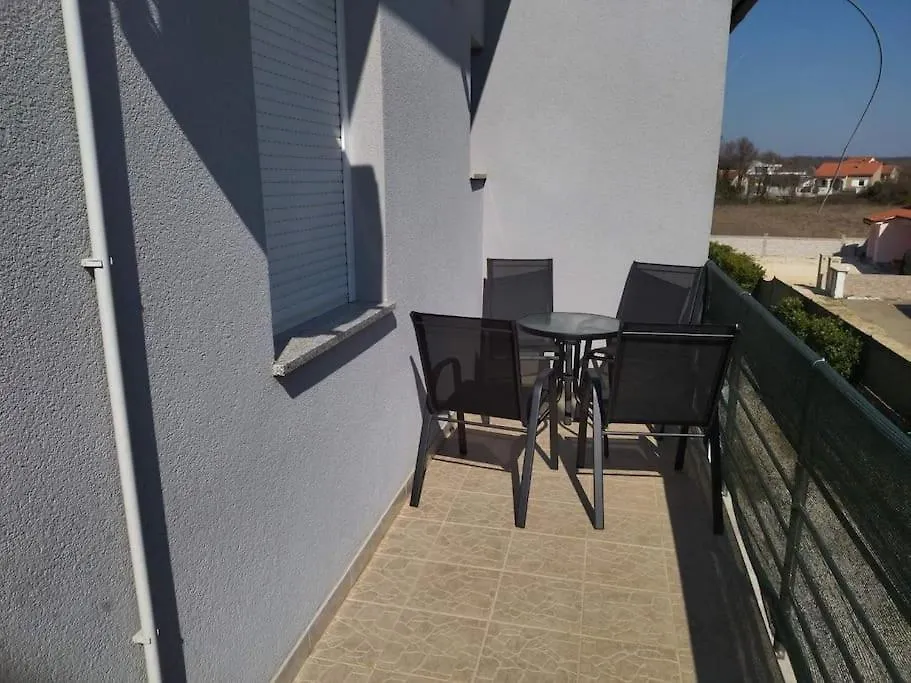 Apartment Patty 3+2 Fazana Croatia